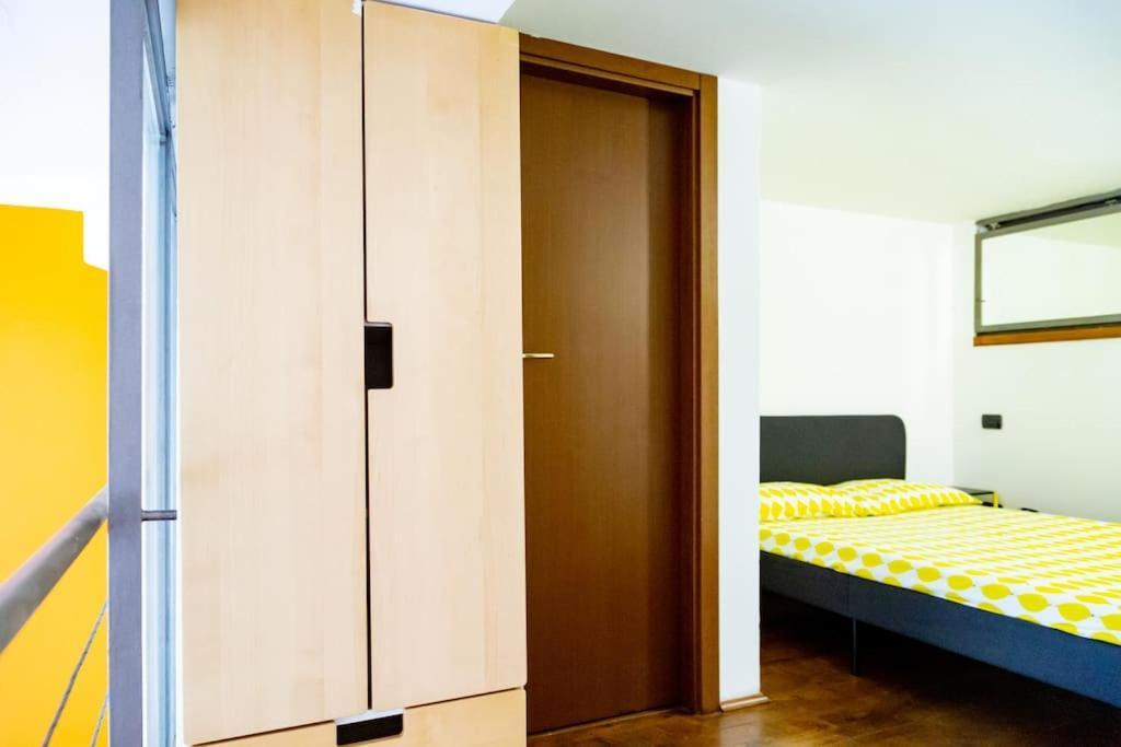 2 Min Da Porta Genova - Elegante Bilocale Milão Exterior foto